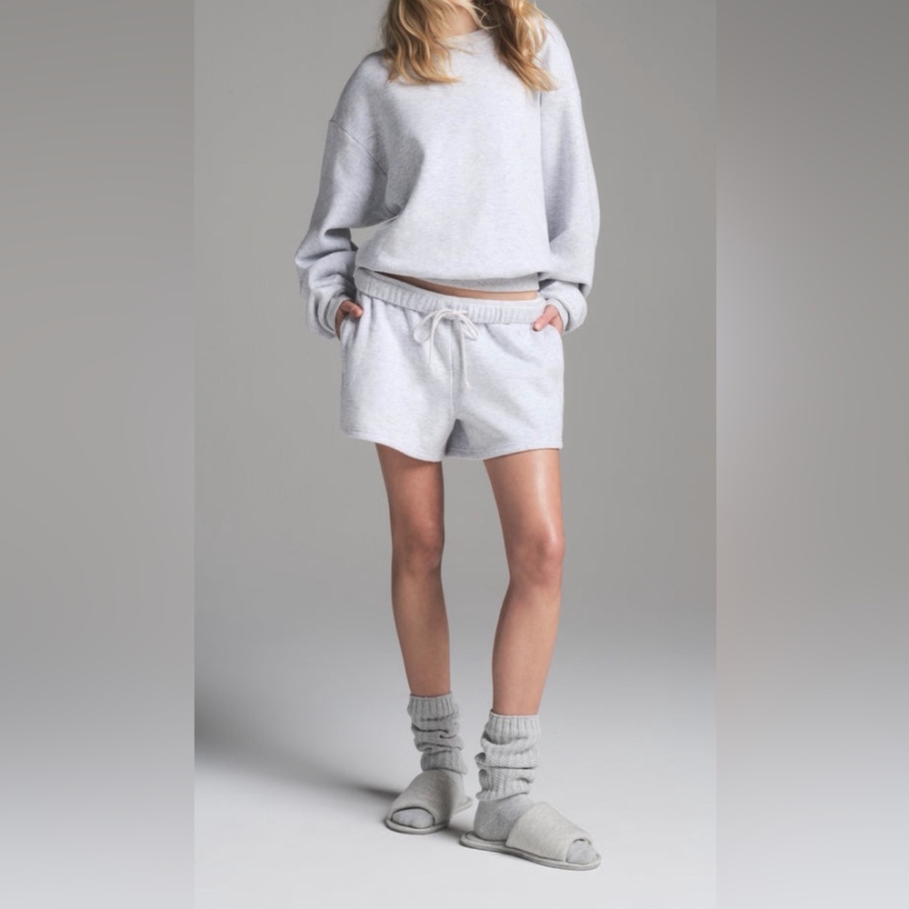 SKIMS Classic Crewneck Light Heather Grey